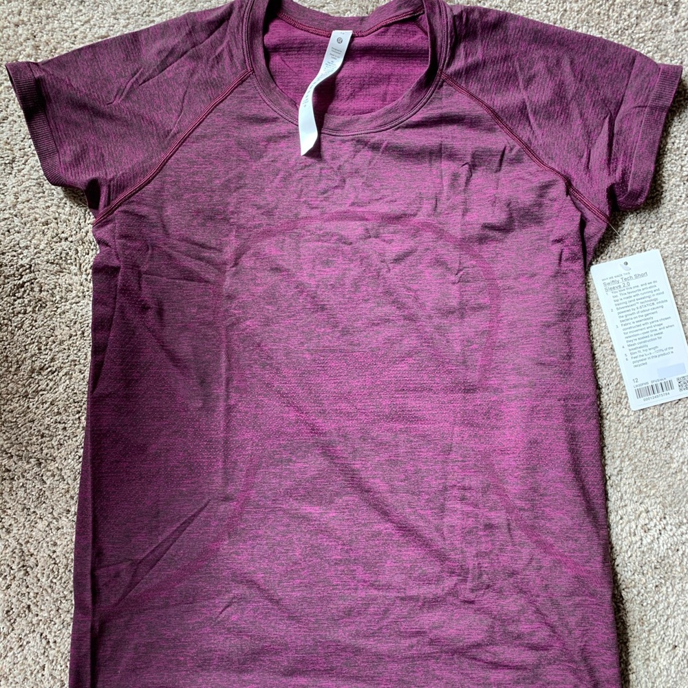 Lululemon swiftly tech tee